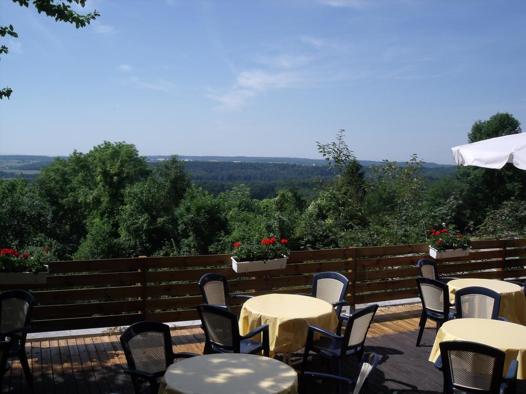 Hotel Pfefferburg Schönaich Exteriör bild